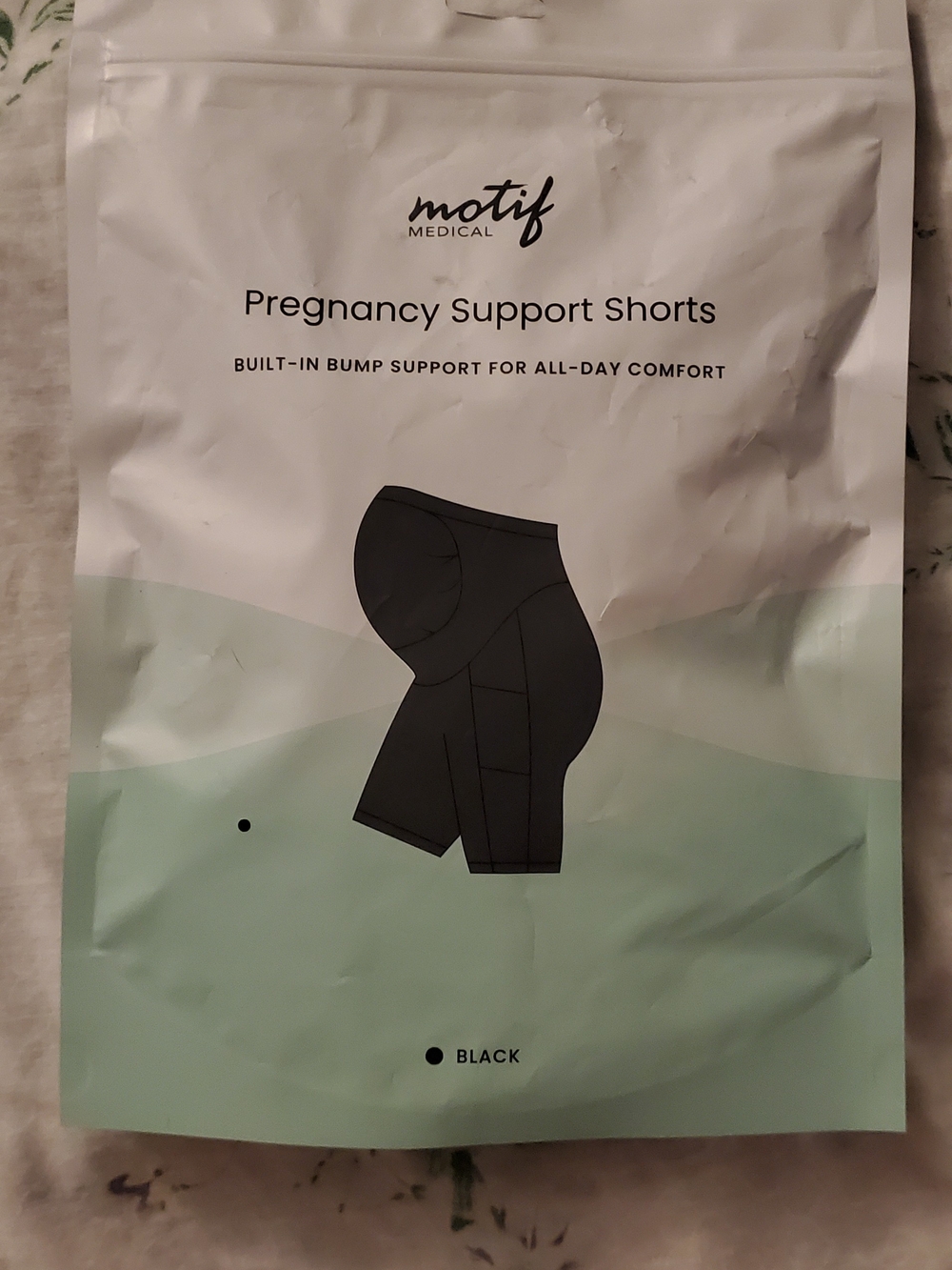 Motif Medical Pregnancy Support Shorts Black